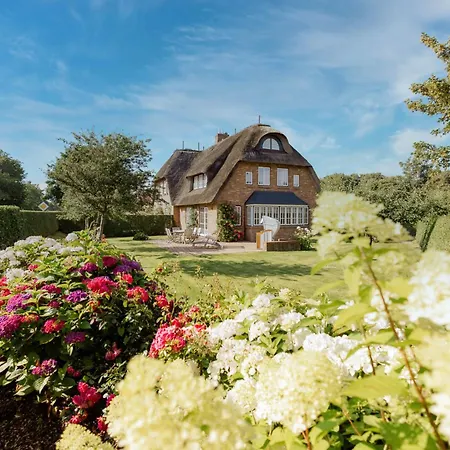 Landlust Holiday home Borgsum